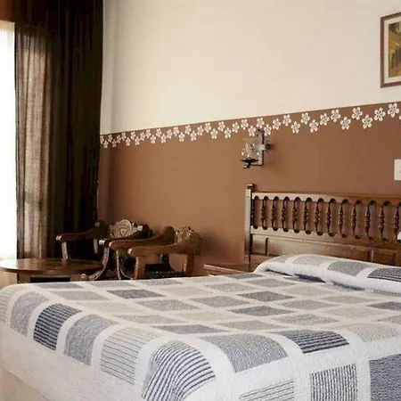 Eumesa Hotel 3*