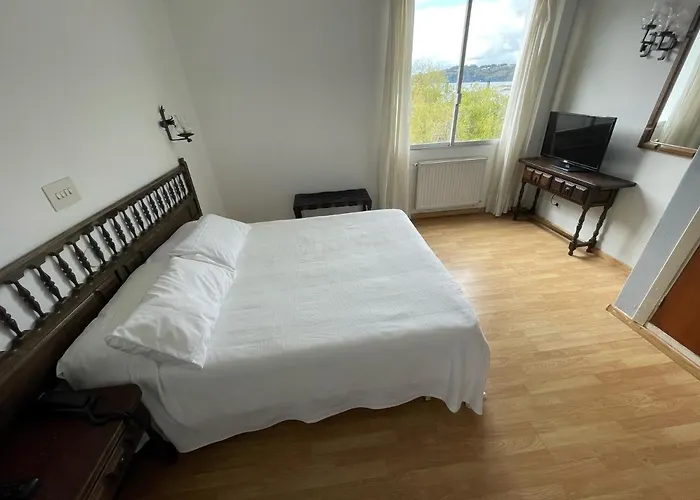 Eumesa Hotel Puentedeume