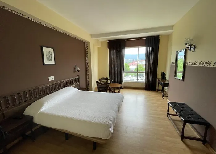 Hotel Eumesa Puentedeume