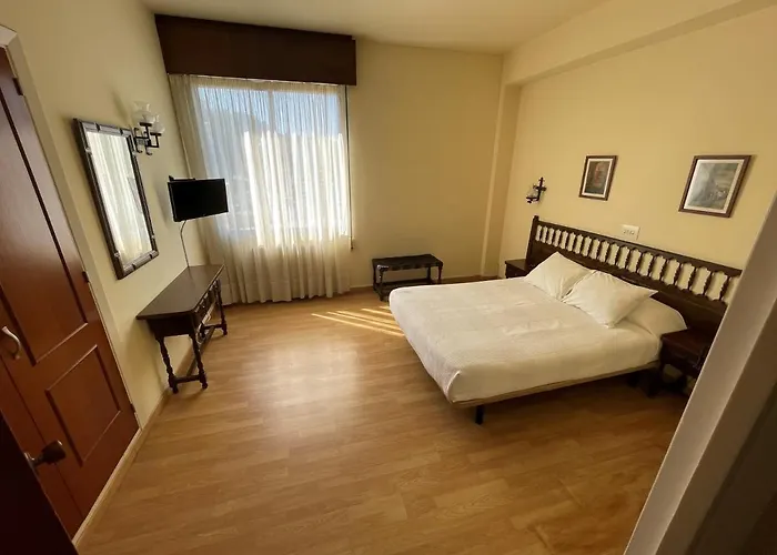 Eumesa Hotel 3*