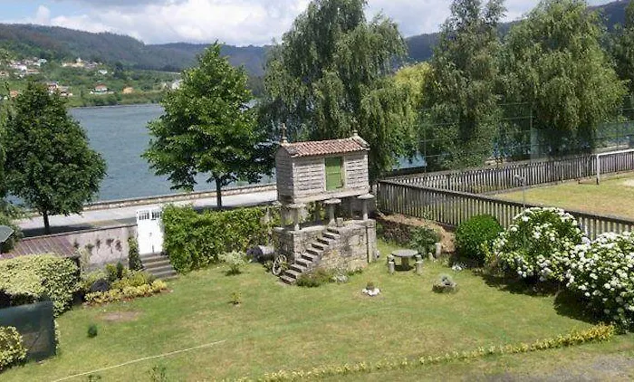 Eumesa Hotel 3*